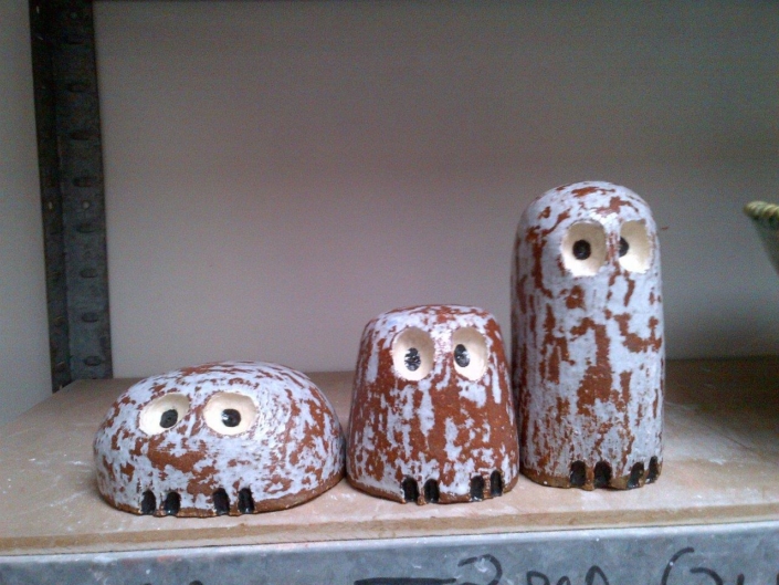 Owls modelled by Christine Sloan, Tuesday morning pottery class.#michellemaher #ceramics #Dublin #CeramicClass #stoneware #handmade #cone9 #glaze #clay #loveclay #ceramicstudio #ceramicforms
